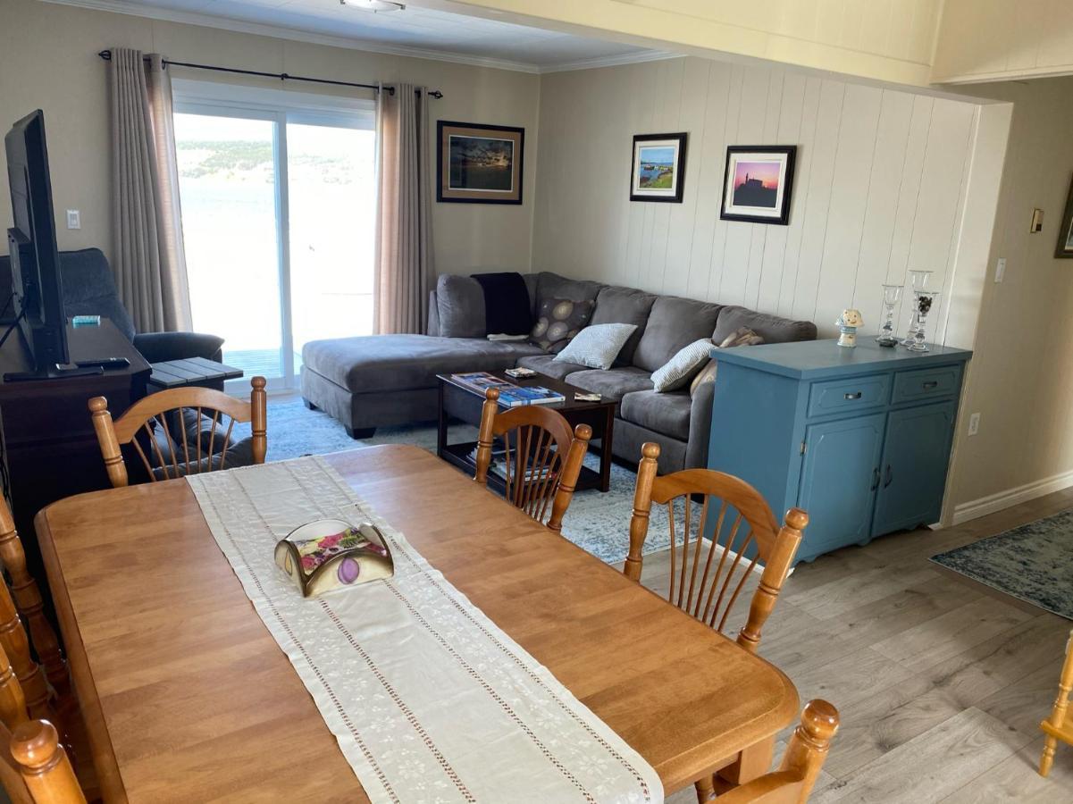 Rocky Harbour Oceanfront Villa Luaran gambar