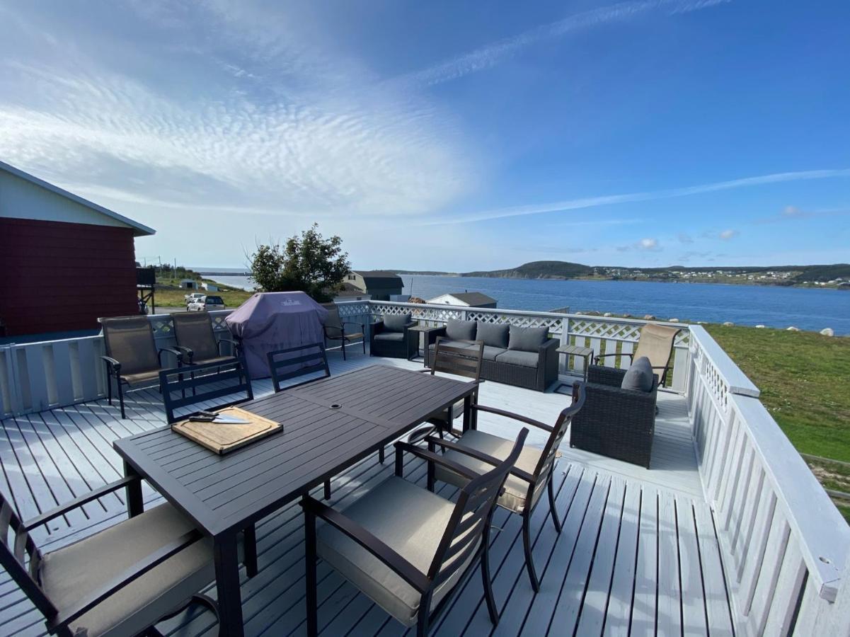 Rocky Harbour Oceanfront Villa Luaran gambar